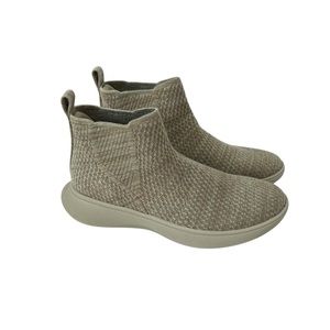 Vivaia Green Khaki Water Repellent Wool Sneaker Boots Sz 39 Urban Boots Outdoor